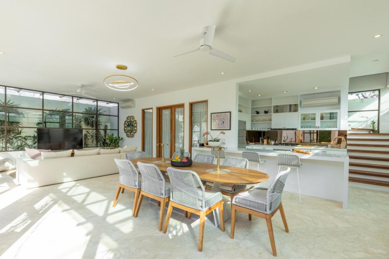 Villa Lumut 3 Bedrooms Central Seminyak 외부 사진