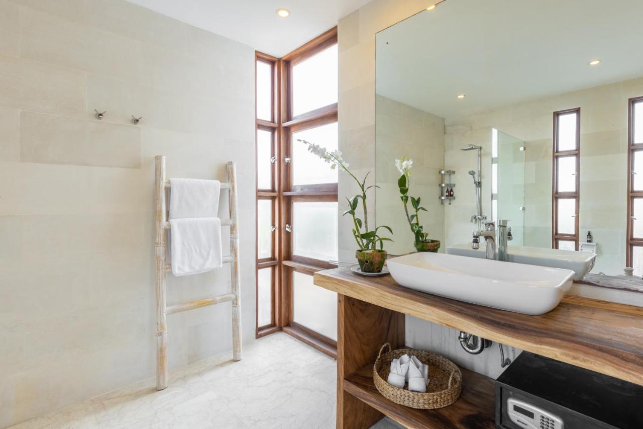 Villa Lumut 3 Bedrooms Central Seminyak 외부 사진