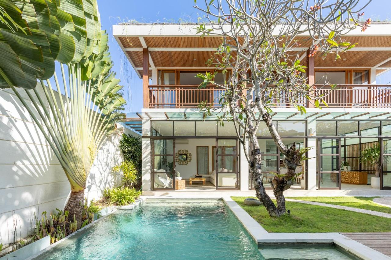 Villa Lumut 3 Bedrooms Central Seminyak 외부 사진