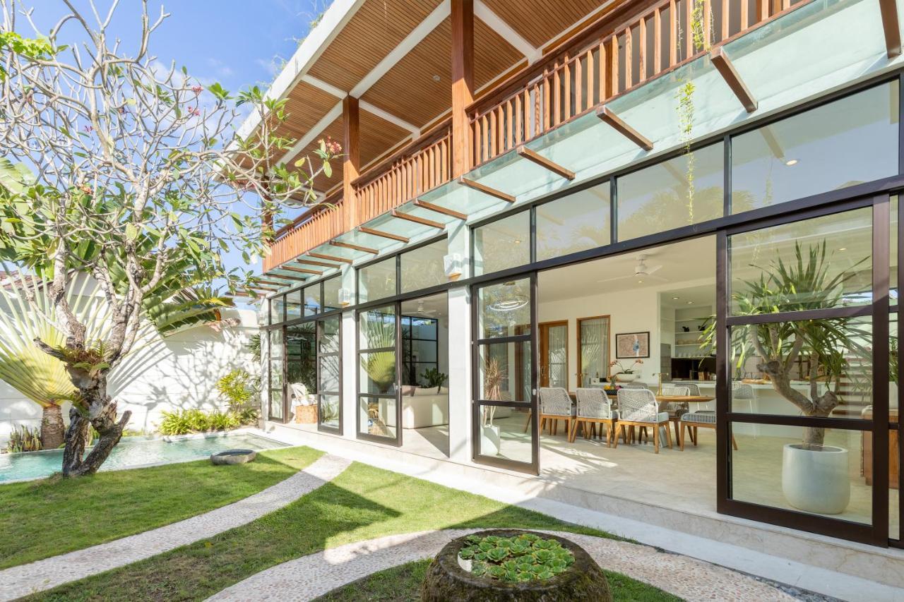 Villa Lumut 3 Bedrooms Central Seminyak 외부 사진